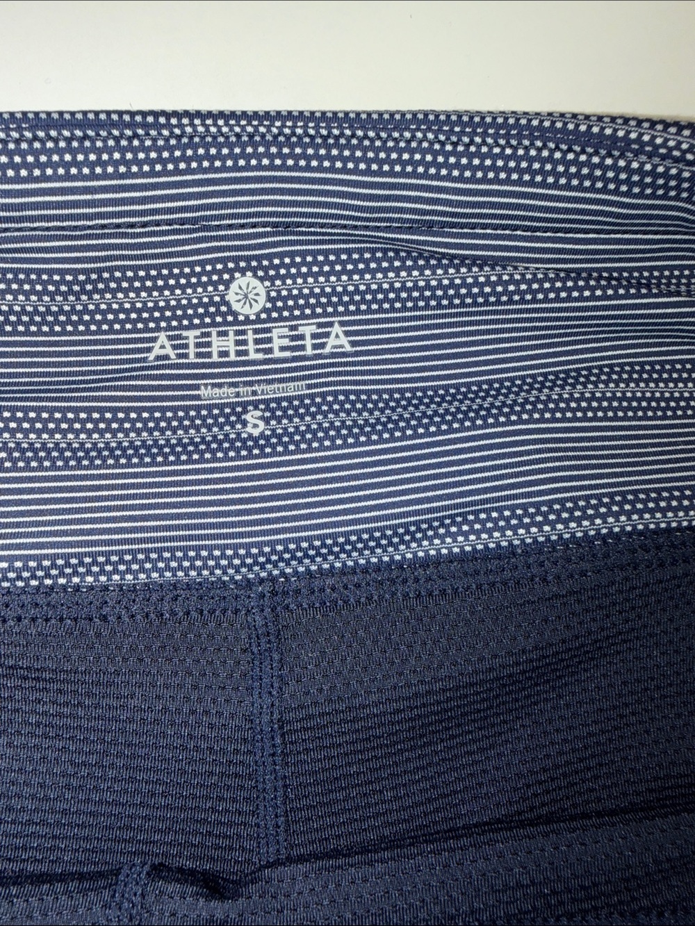 Athleta Navy and White Striped Athletic Skorts - Picture 4 of 8